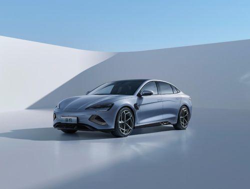 比亚迪海豹爆料视频最新,性能与设计双升级，引领电动轿车新潮流